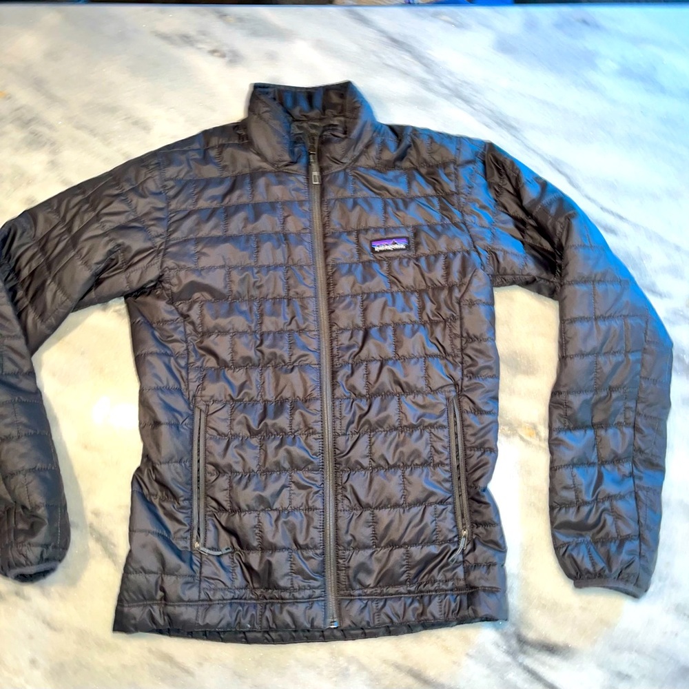 Mens Patagonia Nano Puffer in Grey size XSmall